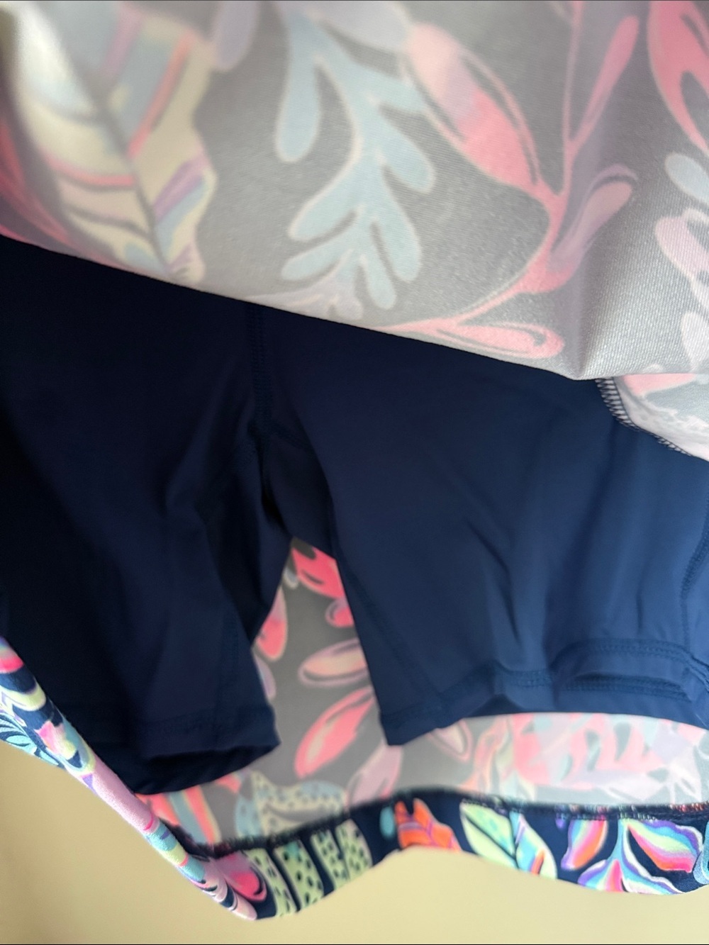 Lilly Pulitzer Sabbia Skort
Oyster Bay Navy Size XS - Picture 4 of 12